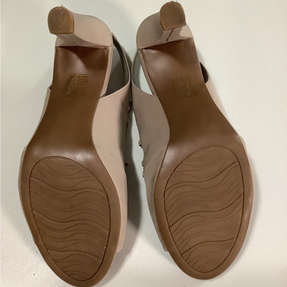 Luca Ferri peep toe sling back heeled sandals - Picture 7 of 10